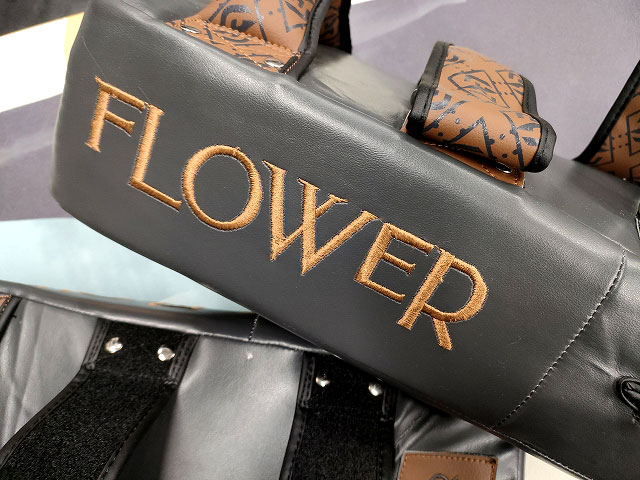 FLOWER��GRIT 2205 KICK MITTS MONOGRAM/BK/BROWN  1��