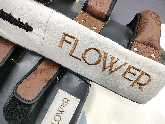 FLOWERGRIT 2205 KICK MITTS MONOGRAM/BK/LIGHT BROWN  1