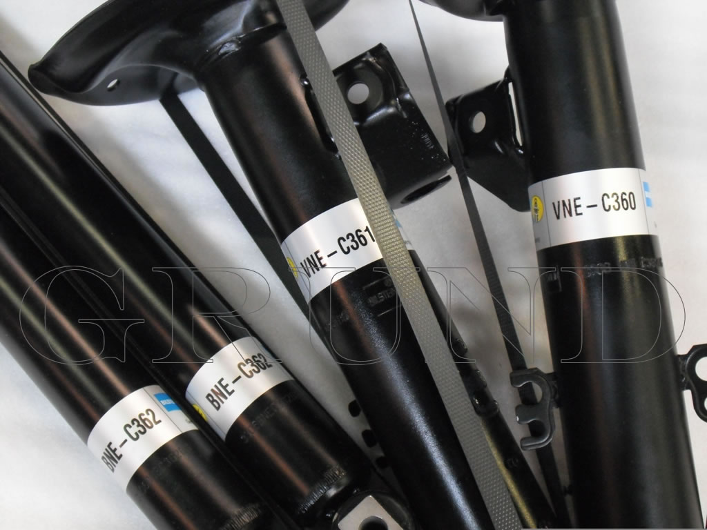 ��BILSTEIN B4�ۥӥ륷�奿���� B4 OEM����å����֥����С���BMW X���꡼�� X3 E83 �ڥե���ȡ��ꥢ����ʬ B4�ץ������ۡ�VNE-C360��VNE-C361��BNE-C362�ۡ�����̵������Ź��ô��