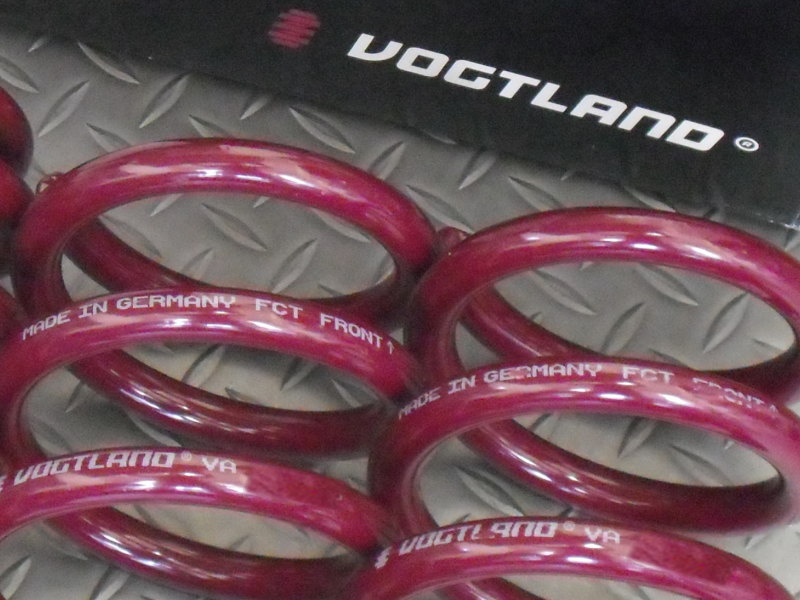 ��VOGTLAND Sport Springs�ۥե����ȥ��� ���ݡ��ĥ��ץ�󥰡åƥ��� ��ǥ�3 ����������ɥץ饹 RWD��TESLA MODEL3 2WD�ۡ�959 061��959061������̵������Ź��ô��