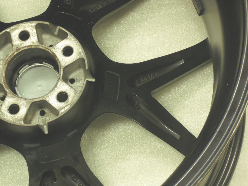 ������ʡ������ݴɡ�WALD ILLIMA ������� ����� I11-C 10.5-22+30 5H-114.3 75�� �֥�å� �ݥ�å���