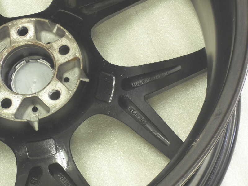 ������ʡ������ݴɡ�WALD ILLIMA ������� ����� I11-C 10.5-22+30 5H-114.3 75�� �֥�å� �ݥ�å���