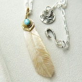 大井様オーダー用　夜光貝のフェザーネックレス　高品質ラリマールース