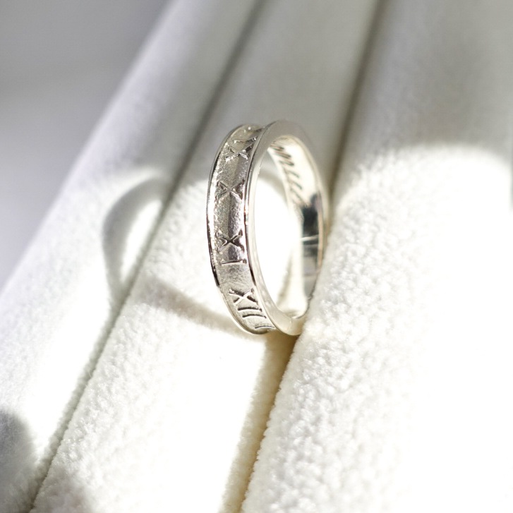 ローマ数字リング　4㎜幅