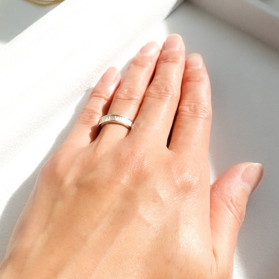 ローマ数字リング　4㎜幅