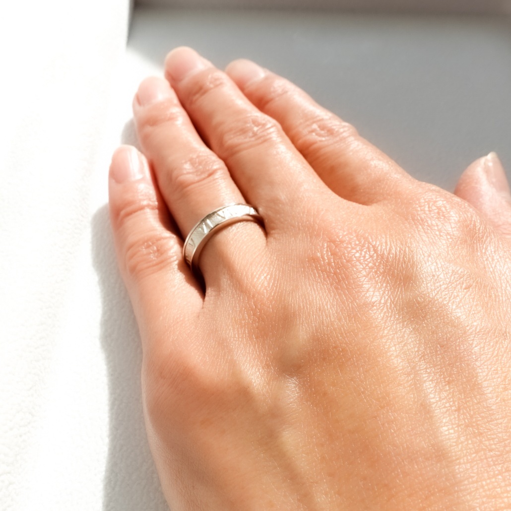 ローマ数字リング　4㎜幅