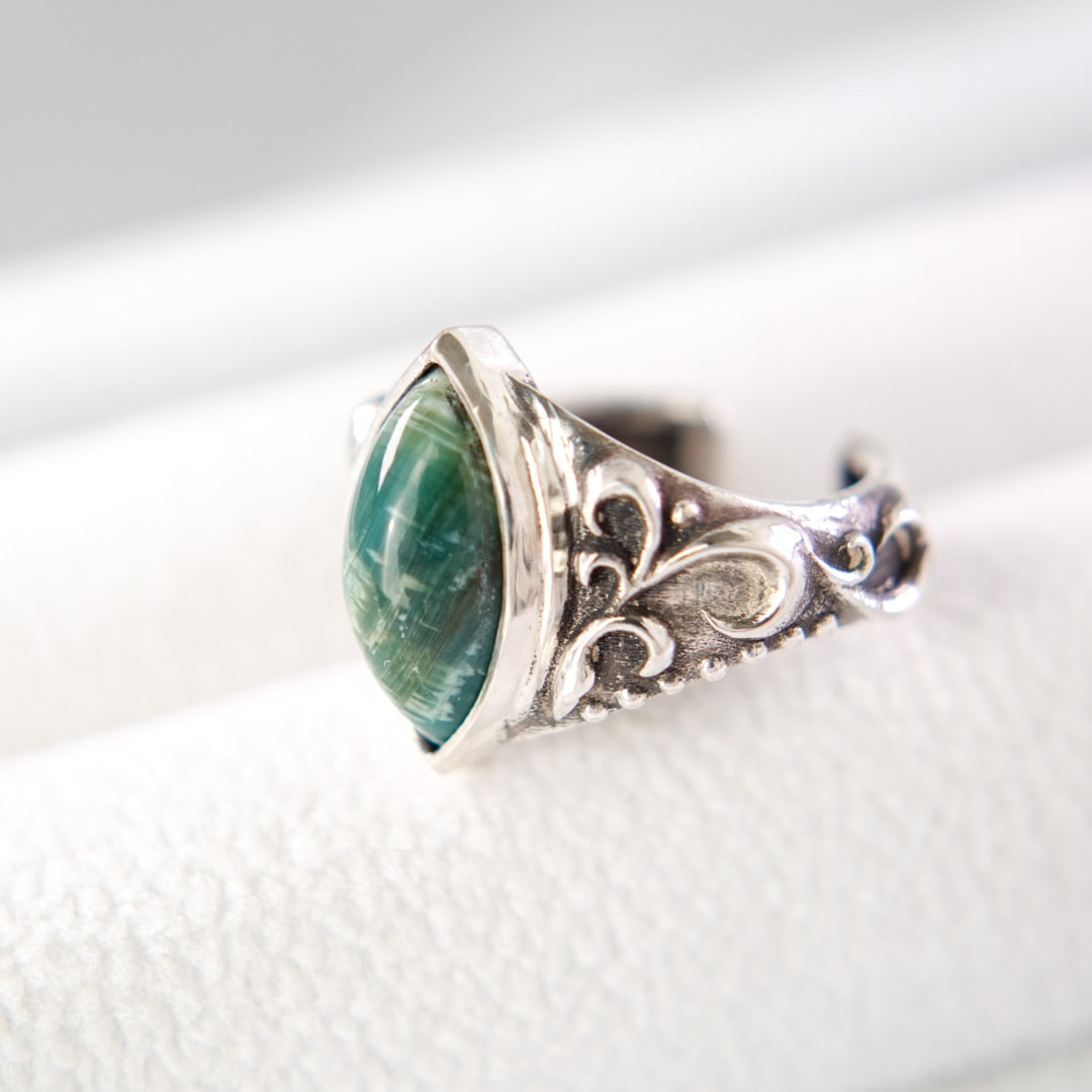 夜光貝アラベスクリング　