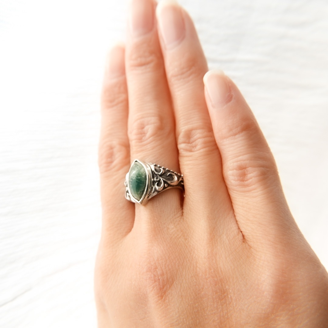 夜光貝アラベスクリング　