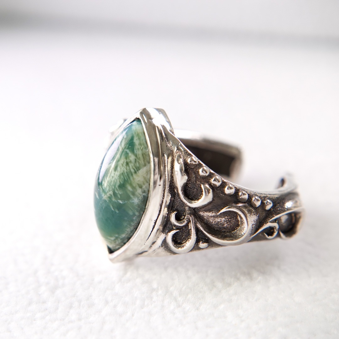 夜光貝アラベスクリング　