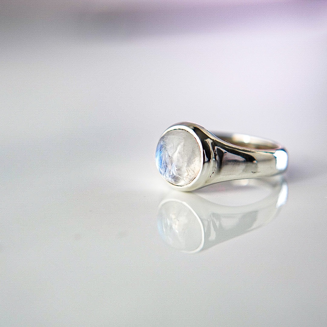 ホワイトラブラドライト　シルバーリング