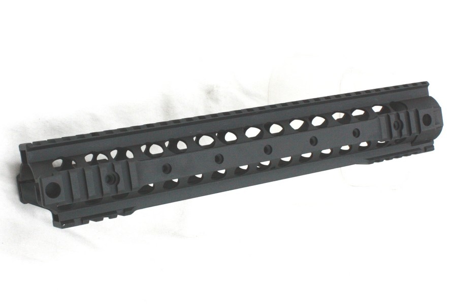 ゲリラセール】CYMA URX3 13.5