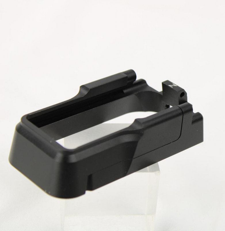 UFC-AR-94 Lancer's Adaptivタイプ 電動M4用マグウェルアダプター