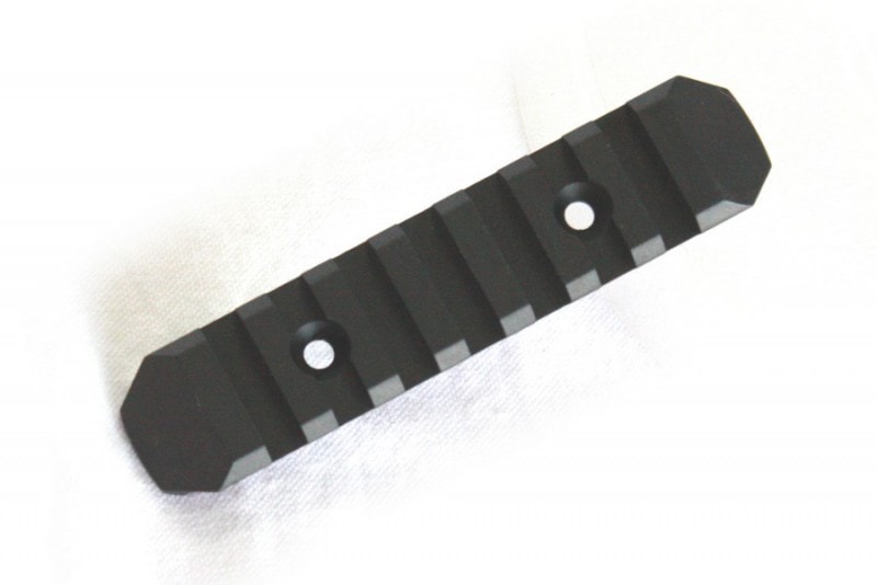 UFC KEYMOD & M-LOK対応 20mmレール BK 7Slot