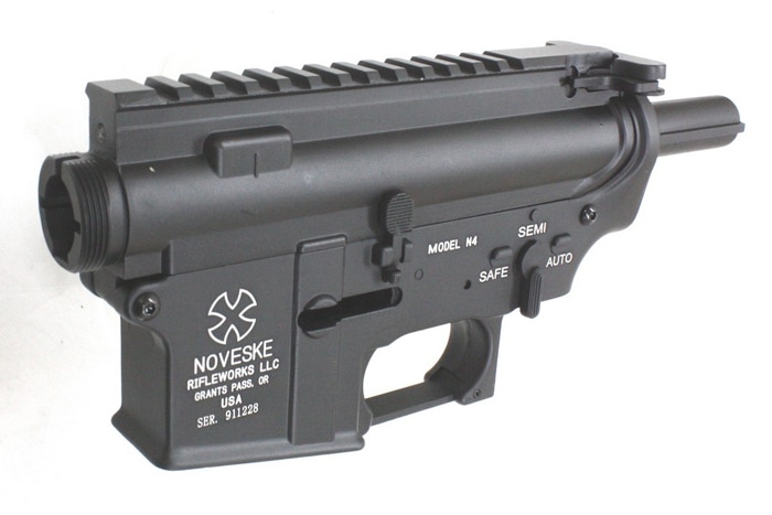 電動 M4/M16メタルフレーム NOVESKE M4 刻印【香港】