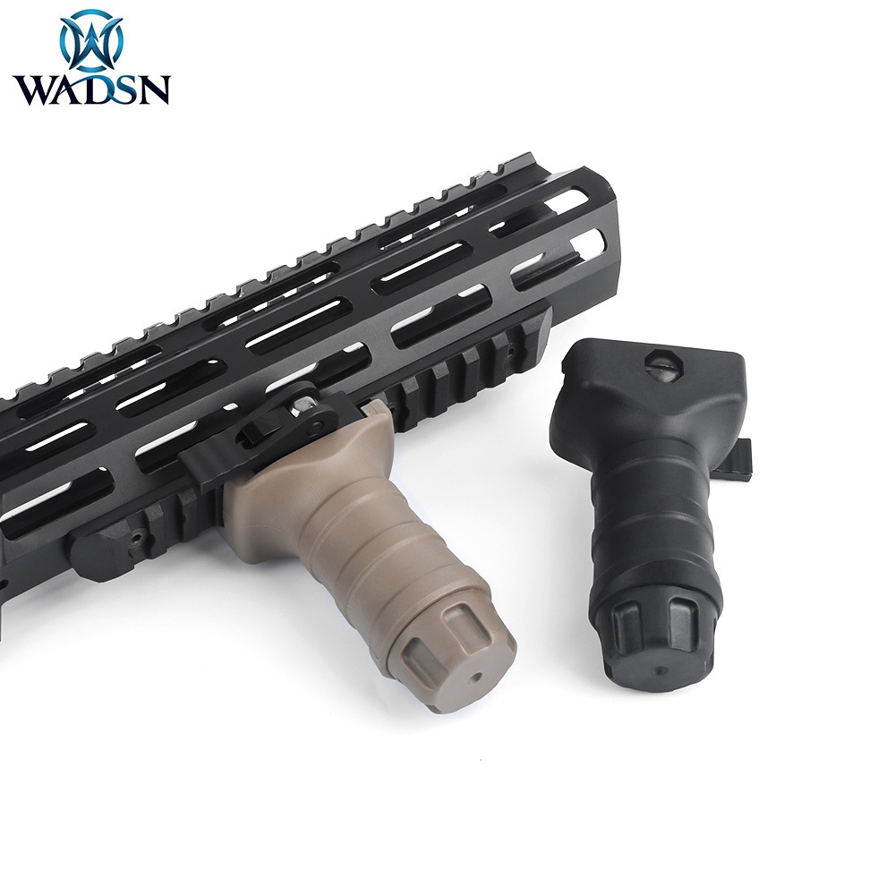 Tango DownタイプバーティカルフォアグリップQD(Stubby)BK