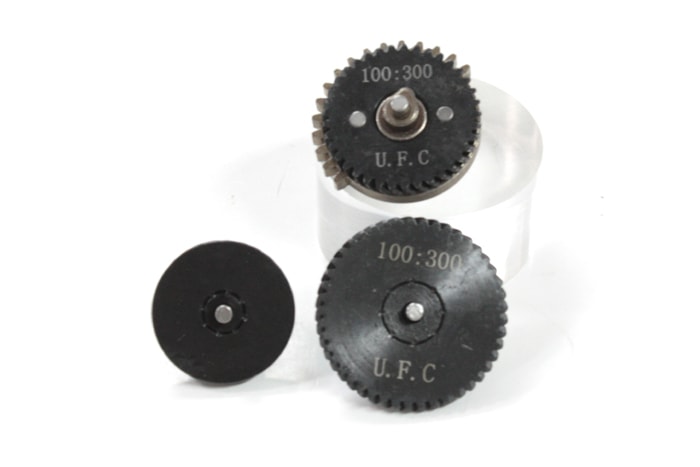 ZC 100:300 ローノイズ ハイトルク ヘリカルギアセット