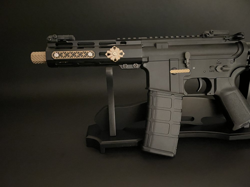 真鍮戦飾　レールカバー　ハンドガード用 Amazon.co.jp: 真鍮製レールカバー ハンドガード用 M-LOK対応