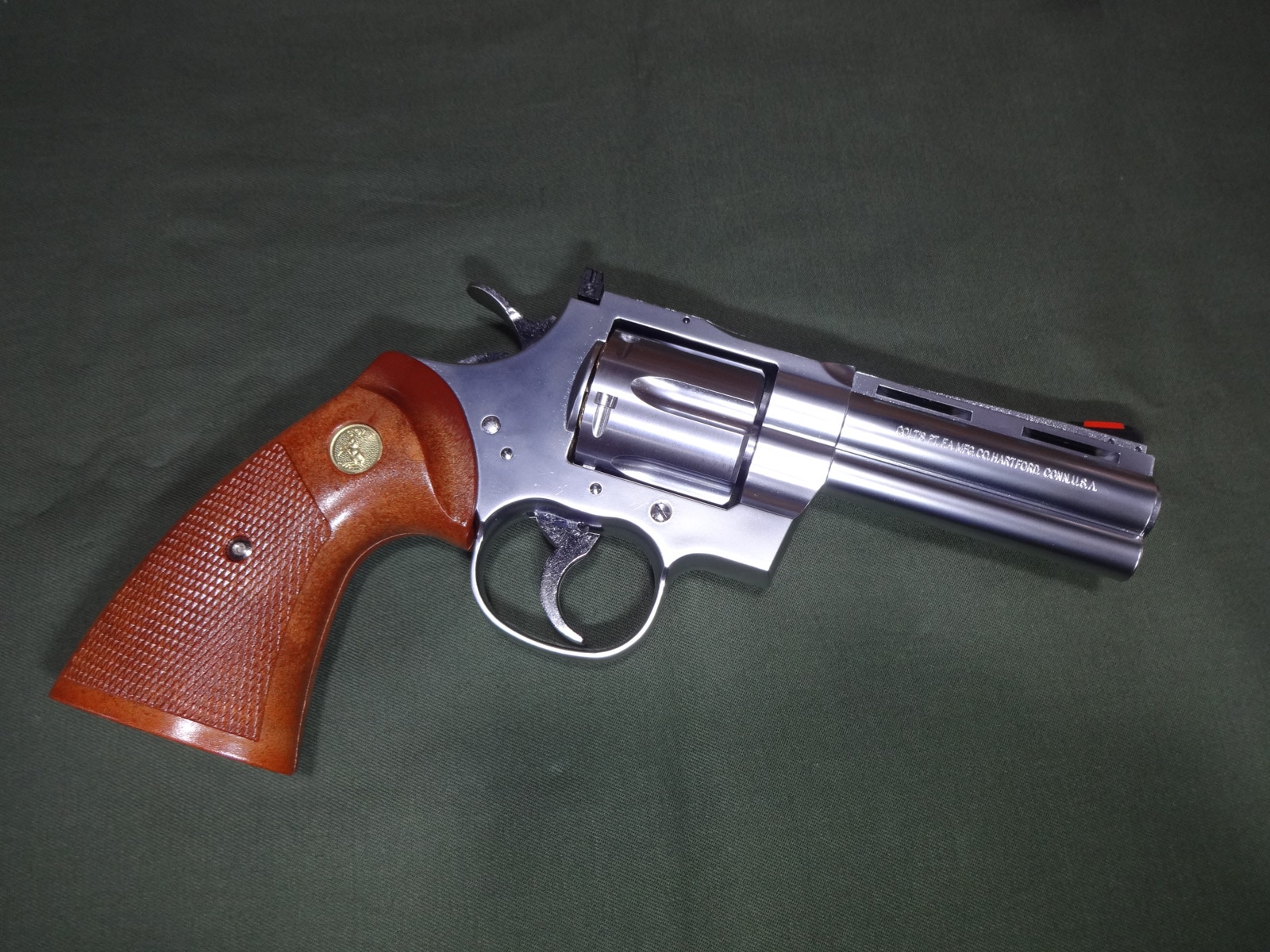 タナカ COLT PYTHON .357magnum 4インチ R-model ガスガン ステンレス