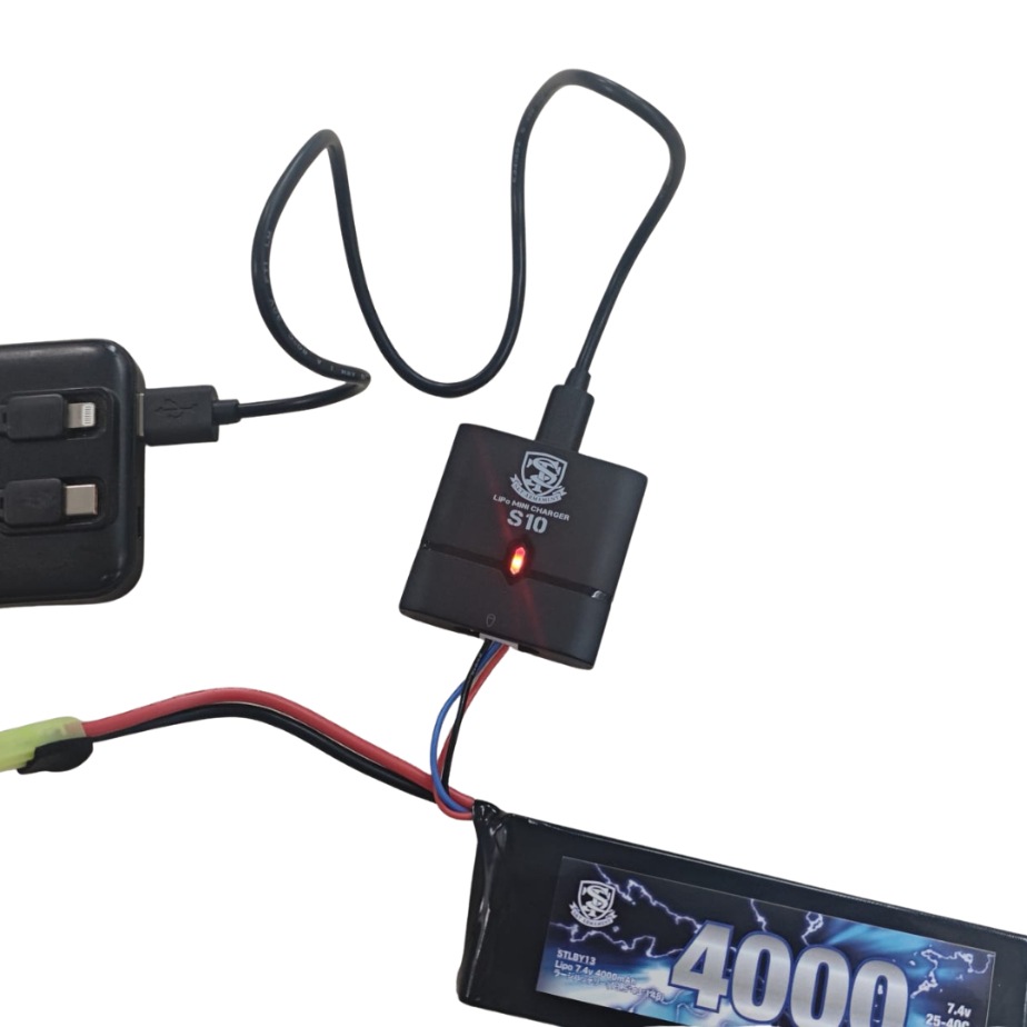 S&T S10 LiPoミニチャージャー