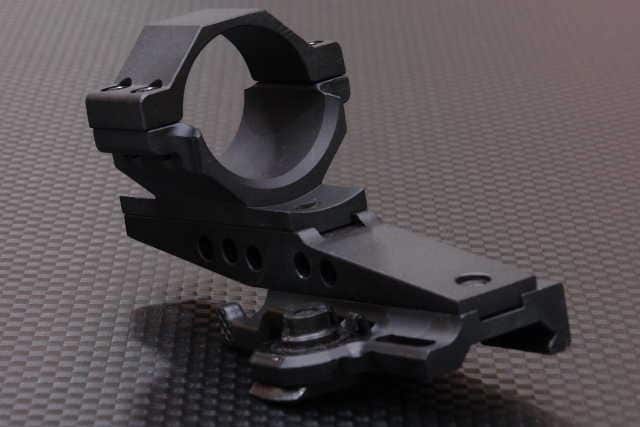 UFC　30mm QD ダットサイトマウント ≪スペーサー付≫