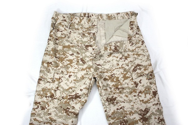 UFC BDU パンツ D-desert（各サイズあり）