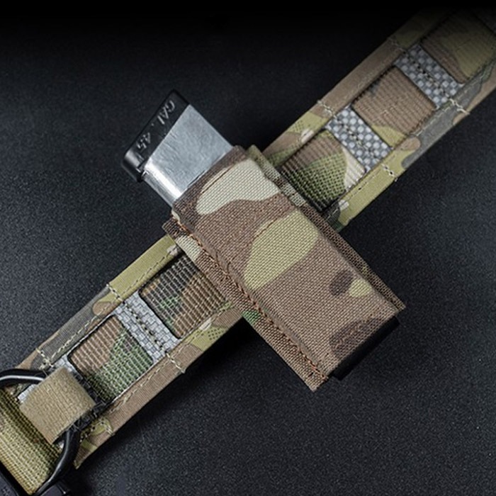 東京マルイ ガスブローバックガン USP esstac実物マガジンポーチ付き 東京マルイ ガスブローバックガン USP esstac実物マガジンポーチ付き