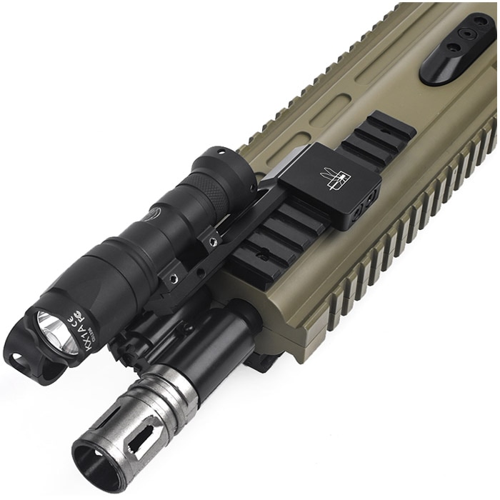 20mmレイル用 Haley Strategic Thorntail オフセットライトマウント