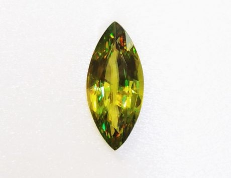 マダガスカル産 スフェーン(非加熱)　3.61ct  No.04621