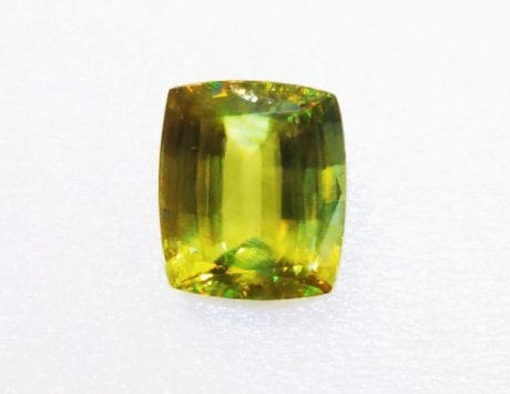 マダガスカル産 スフェーン(非加熱)　3.24ct  No.04610