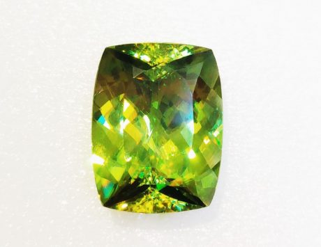 マダガスカル産 スフェーン(非加熱)　9.79ct  No.06511