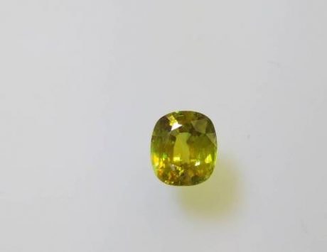 マダガスカル産 スフェーン(非加熱) 2.90ct No.04473