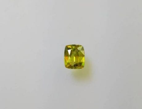 マダガスカル産 スフェーン(非加熱)　1.81ct  No.04606
