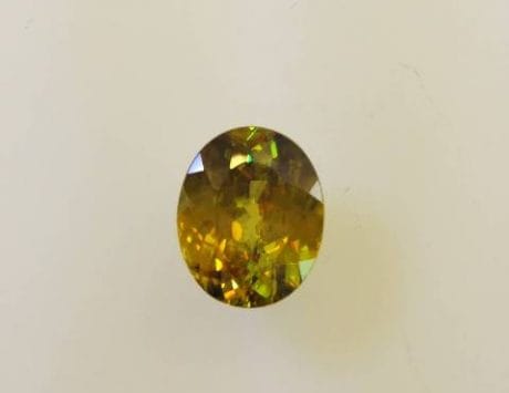 マダガスカル産 スフェーン(非加熱) 6.15ct No.04613