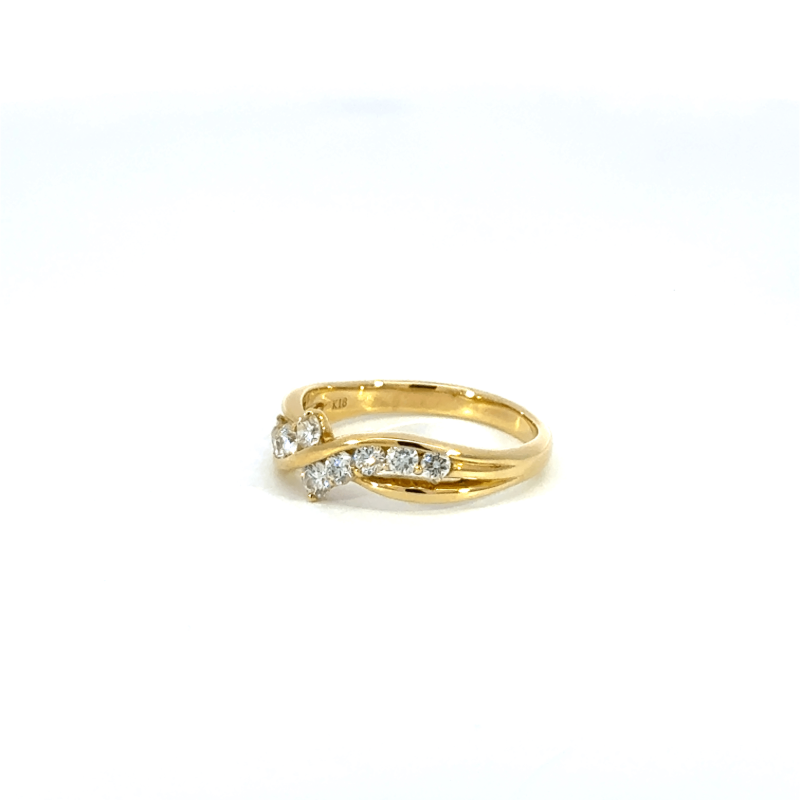 44. K18 デザインダイヤモンドリング 【0.454ct】(鑑別書付き)