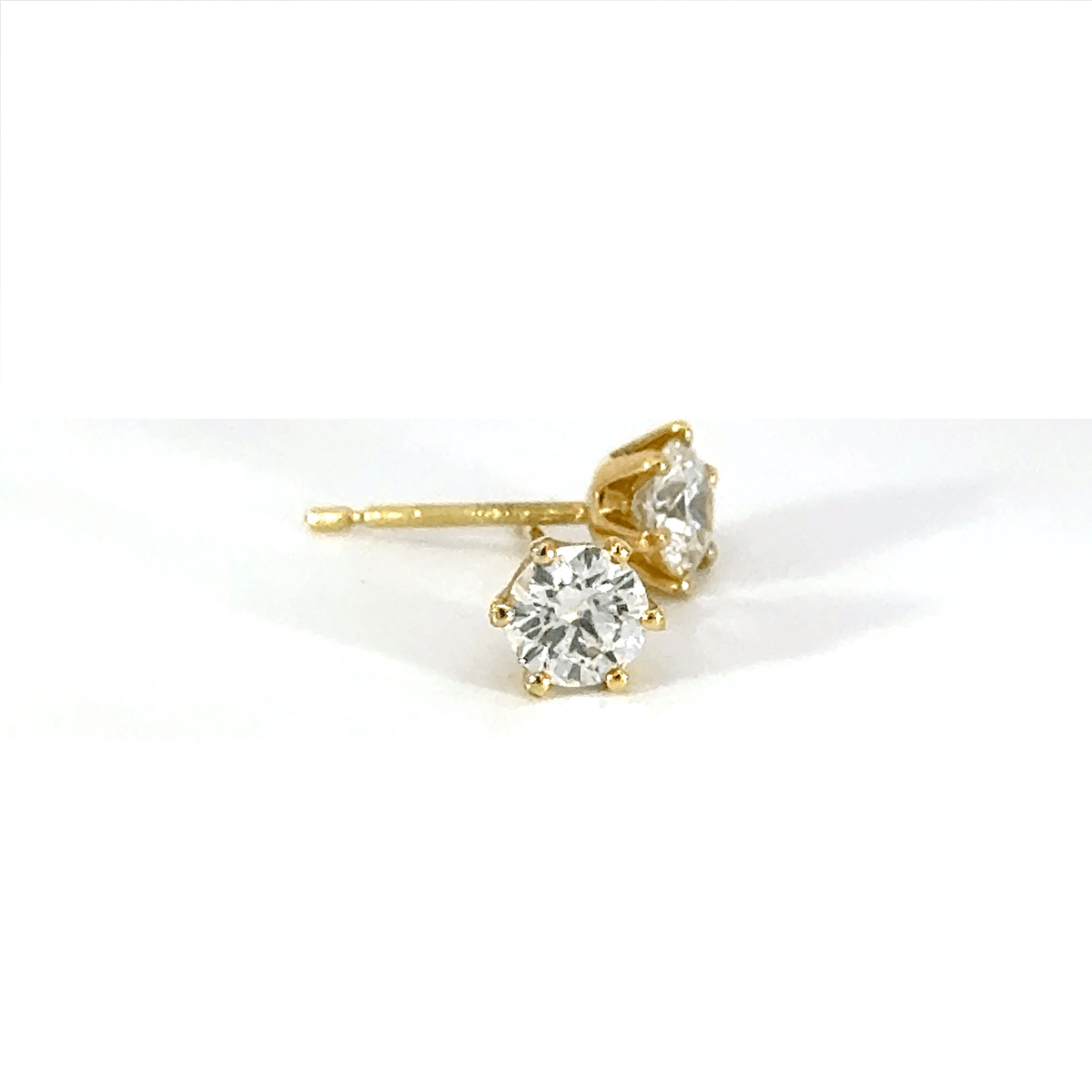 200.K18 3EXHC一粒ダイヤモンドピアス 0.313ct/0.306ct(中央宝石研究所鑑定書付)