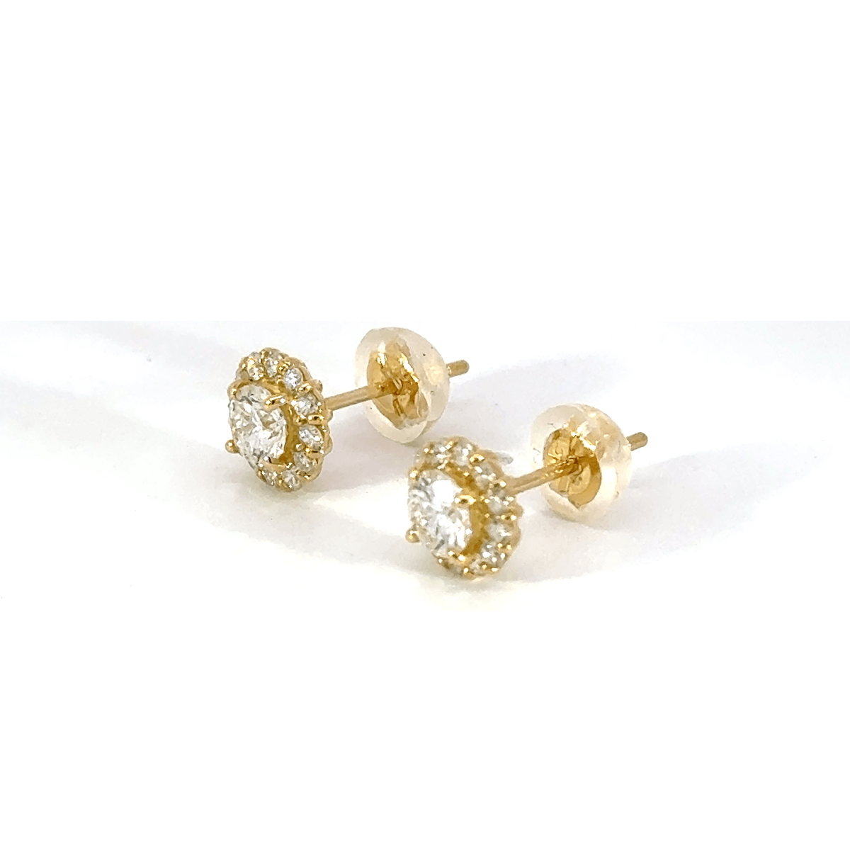 201.K18 取巻きダイヤモンドピアス 0.242ct/0.260ct（中央宝石研究所鑑定書付）