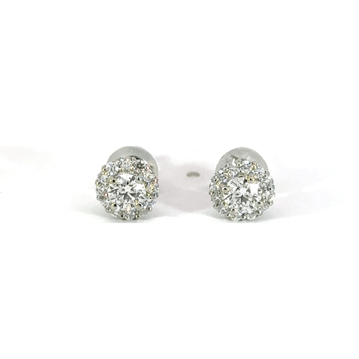 202.PT 3EXHC取巻きダイヤモンドピアス 0.235ct/0.232ct(中央宝石研究所鑑定書付)