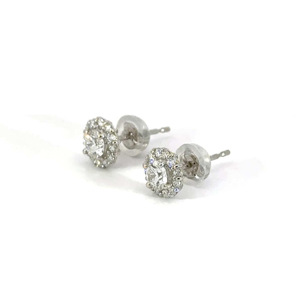 202.PT 3EXHC取巻きダイヤモンドピアス 0.235ct/0.232ct(中央宝石研究所鑑定書付)
