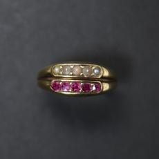 アンティークジュエリーの指輪<リング>商品一覧