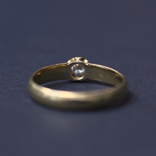 アンティークのソリティアダイヤリング♥ アンティーク ソリティア ダイヤモンド リング