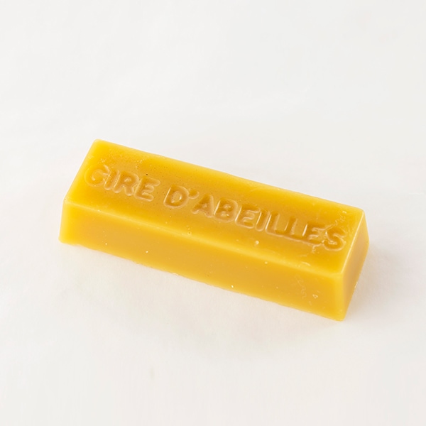 天然の国産蜜ロウ約25g（みつろう・ミツロウ・蜜蝋・蜜ロウ）【食用不可】【ラッピング不可】