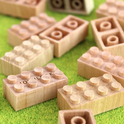 子供も大人も楽しめる 日本の木を使ったブロック型の木のおもちゃ Mokulock モクロック 24ピース おしゃれな北欧風木製雑貨 贈り物 名入れギフト Hacoaオンラインストア