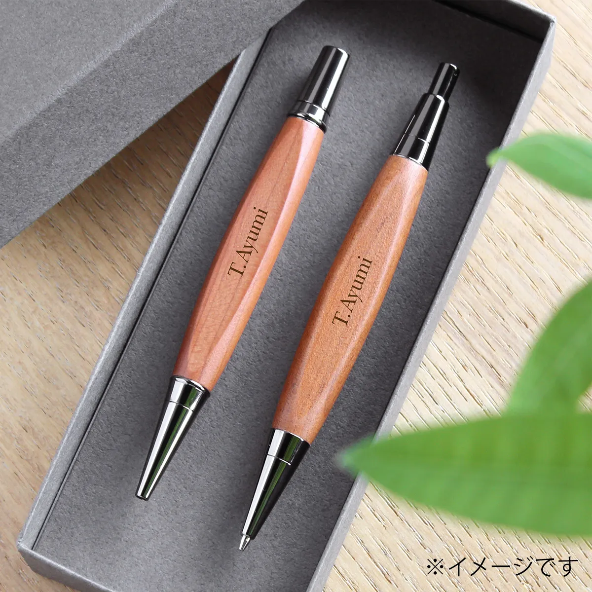 木製ボールペン 青と茶色のツートン ゼブラ ラバー80ボールペン 青 R-8000-BL 1セット（10本