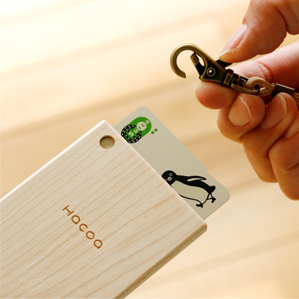 【ハローキティ】「IC-PassCase」キティちゃんの刻印がかわいい木製ICパスケース・カードケース定期入れ