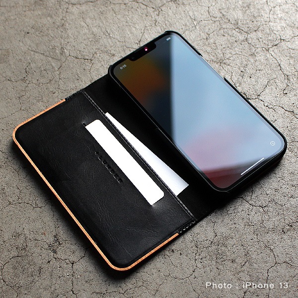 ■【14/13】「iPhone 14/13 FLIPCASE」木目が美しい手帳型アイフォンケース【6.1インチ】