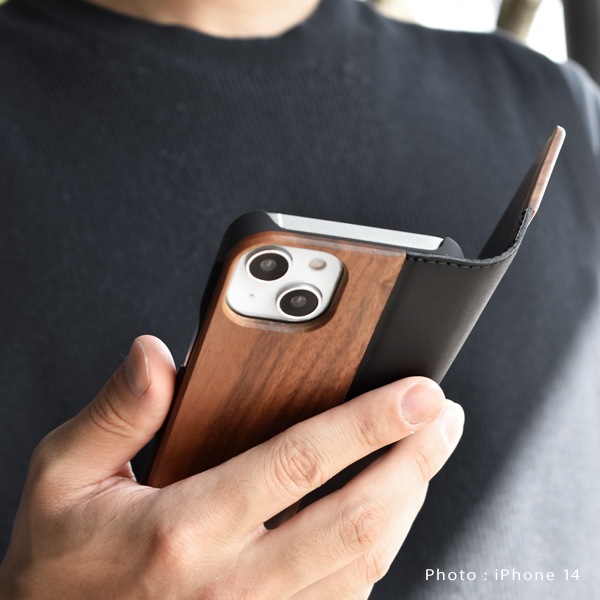■【14/13】「iPhone 14/13 FLIPCASE」木目が美しい手帳型アイフォンケース【6.1インチ】