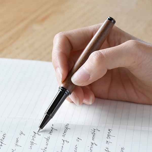 ■「BALLPOINT PEN SLEEK」銘木をプラスした丸型ボールペン【名入れ可能】木軸