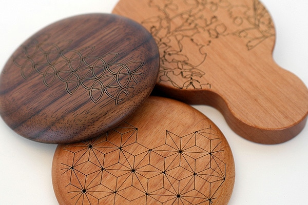 Hand Mirror 持ち手あり 木のあたたかさを持つ度に感じられる木製手鏡 ハンドミラー 北欧風デザイン おしゃれな北欧風木製雑貨 贈り物 名入れギフト Hacoaオンラインストア Hand Mirror 持ち手あり 木のあたたかさを持つ度に感じられる木製手鏡 ハンドミラー 北欧風デザイン おしゃれな北欧風木製雑貨 贈り物 名入れギフト Hacoaオンラインストア