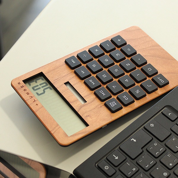 【生産終了】【ネット限定】【WIDE2】「SOLAR POWERED CALCULATOR WIDE2」大判の10桁表示木製ソーラー電卓