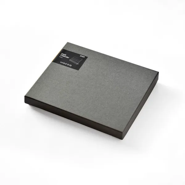 「2026年版 Desk Calendar」シンプルな木製カレンダー(※2026年1月~12月分)/北欧風デザイン